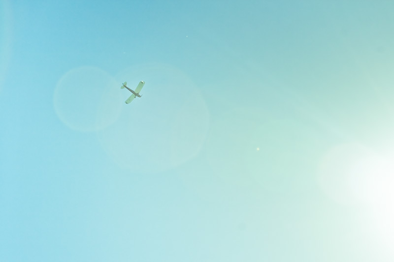 Самолёт над горой Мангануи